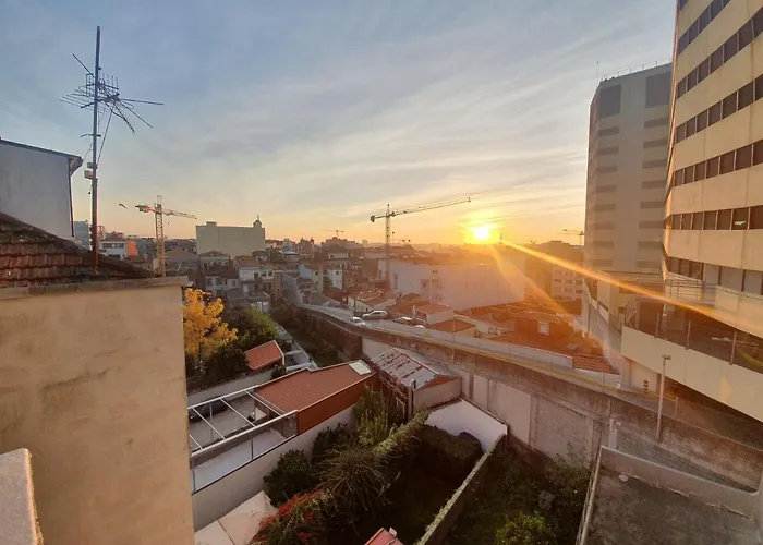 Cozy Apartment Alegria Balcony
