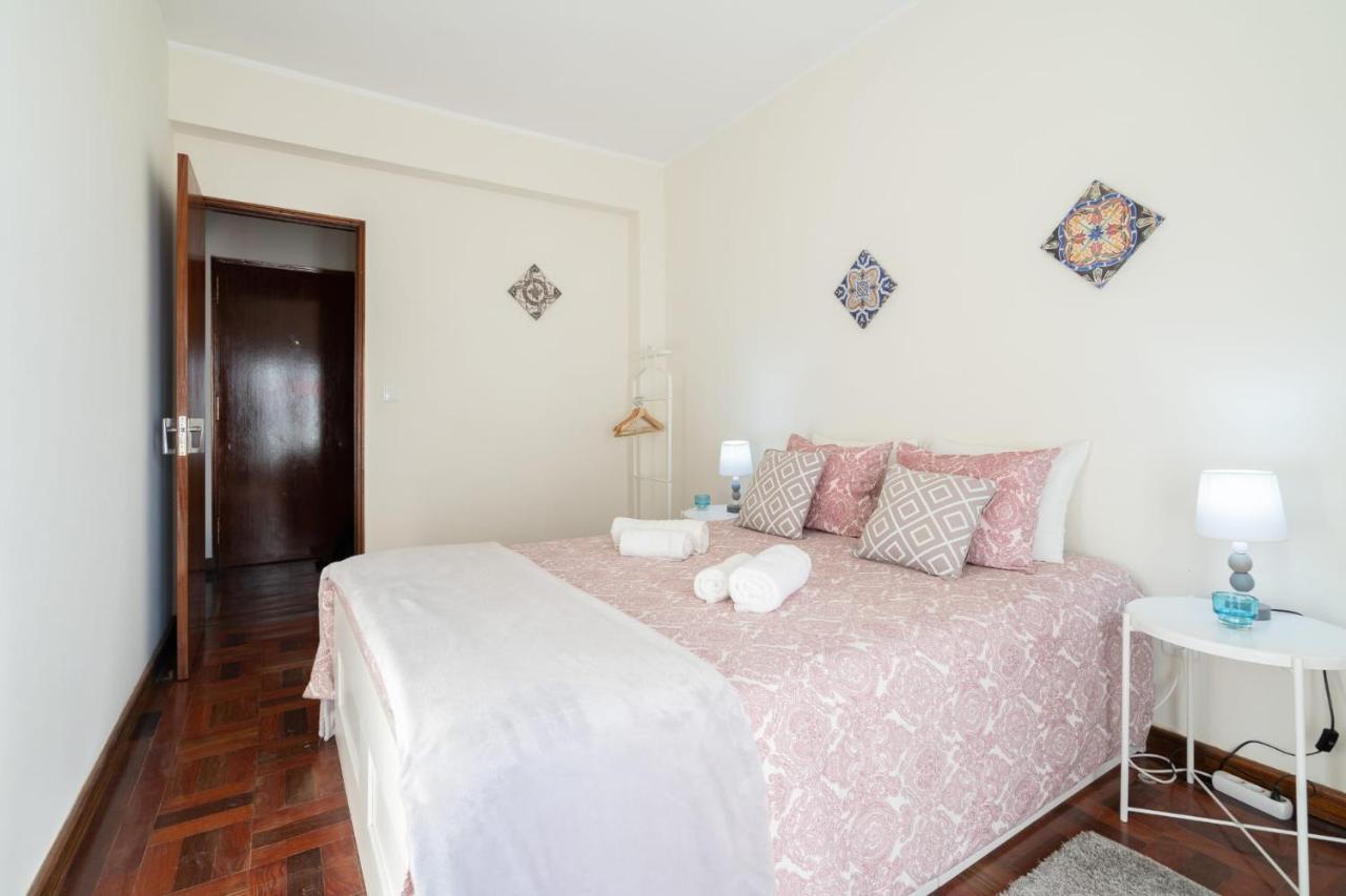Cozy Alegria Balcony Apartment *
